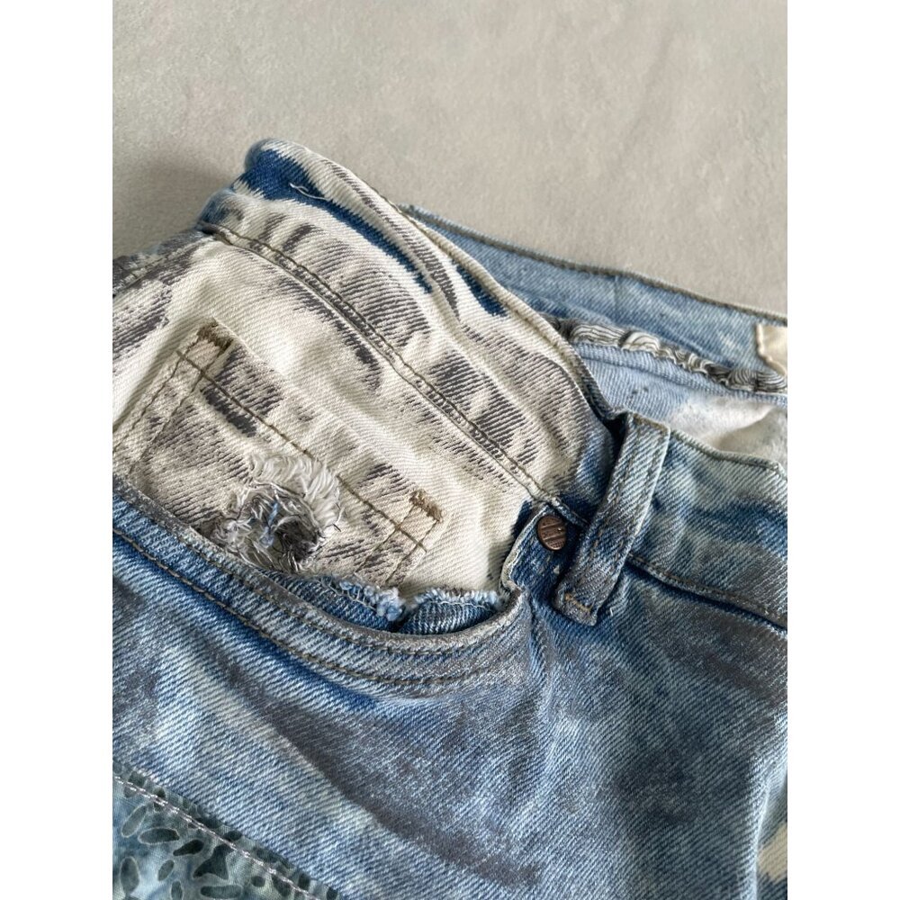 VTG Style FWRD Mens Custom Patchwork by Angelina Vanelli Distressed Denim Shorts - Picture 9 of 13